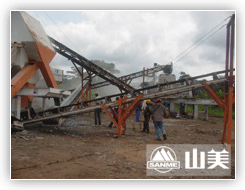 喀麥隆時產(chǎn)150噸輪胎移動式花崗巖破碎生產(chǎn)線