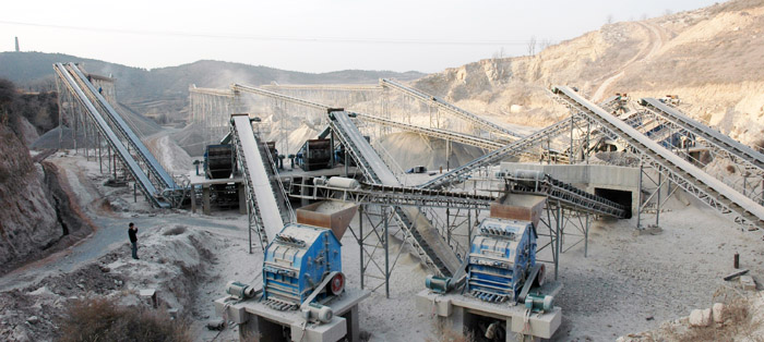 山西石灰石液壓巖石破碎機(jī)現(xiàn)場